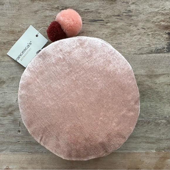 Francesca’s Velvety Initial C Coin Purse Multicolored Embroidered Beaded NWT - Picture 2 of 7